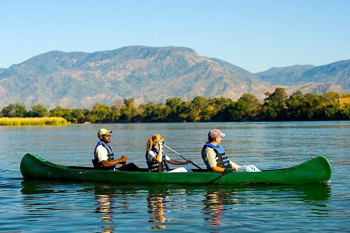Canoeing Safari​